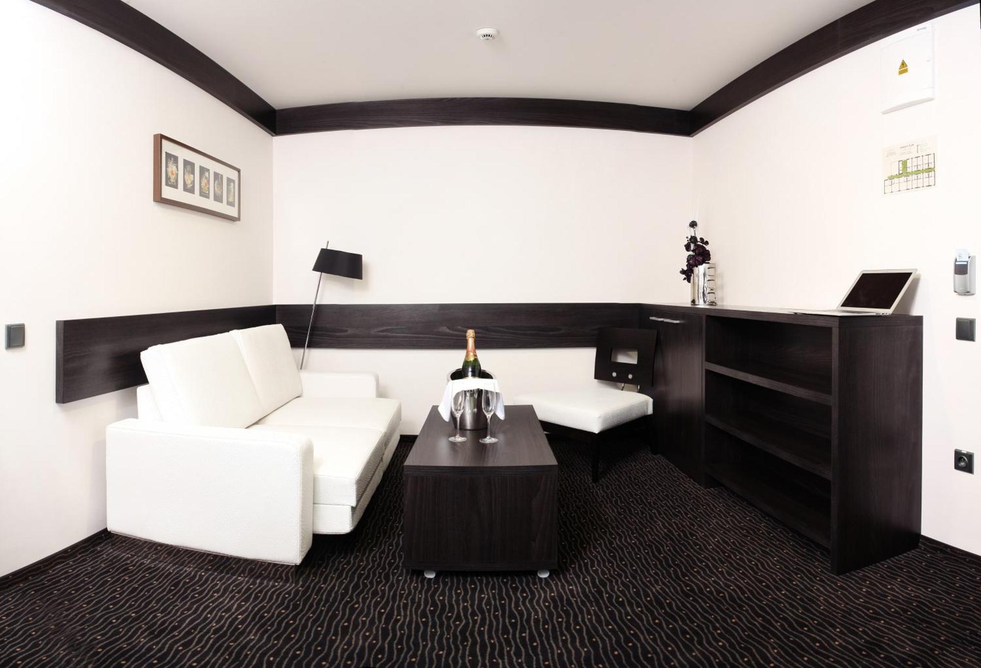 Suite (2 Adulti)